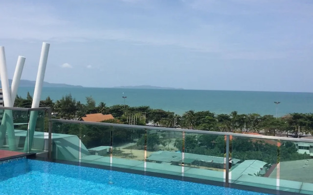 The Gallery Condo - D41 by Axiom