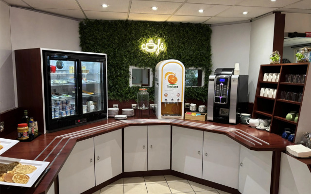 Kyriad Bordeaux- Lormont