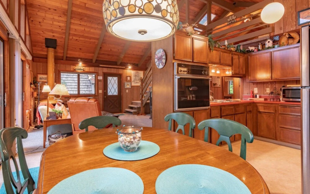 Amazing Place (MCA 1295)