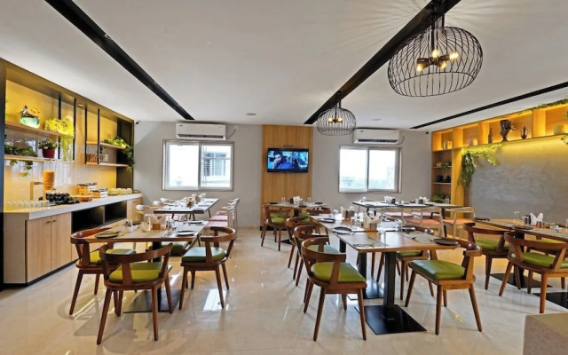 Click Hotel Biz - Bangalore Airport