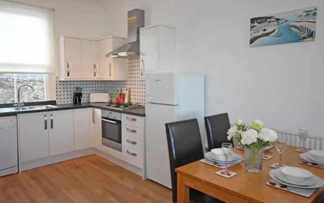 4 Glenthorne House