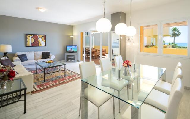 3 bedroom beachfront apartment La Cala de Mijas