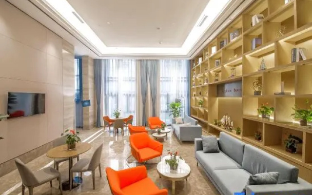 Vienna International Hotel (Qinhuangdao Nandaihe Blue Coast Bathing Beach)