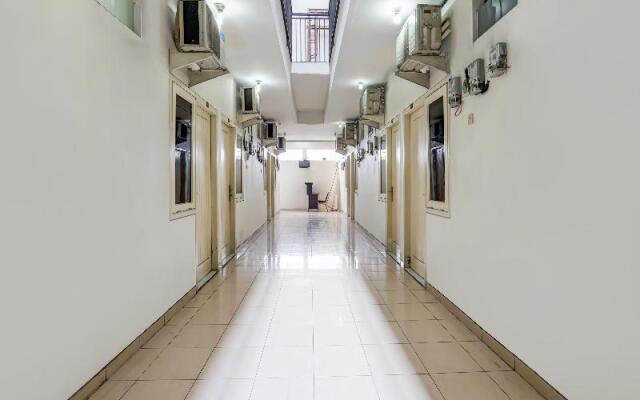 Oyo 91361 Benlin D'kost Syariah