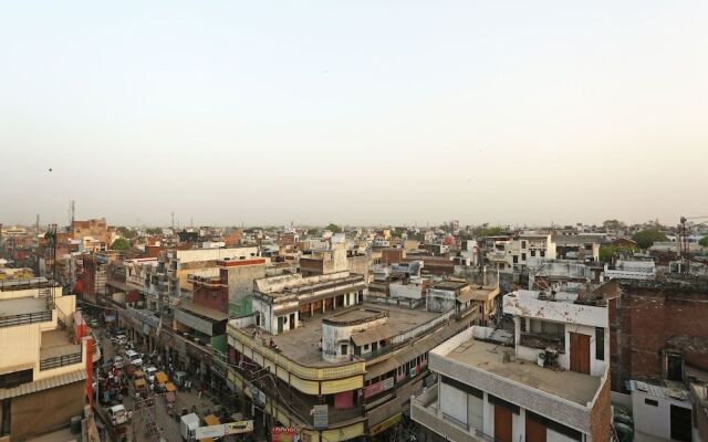 OYO 1671 Hotel Sundaram