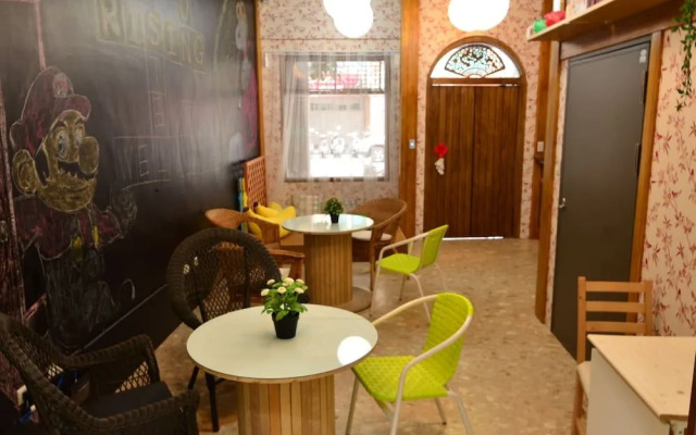 Hostel of Rising SUN
