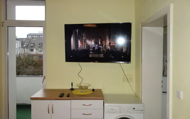 Tolstov-Hotels Large 3,5 Room Apartment