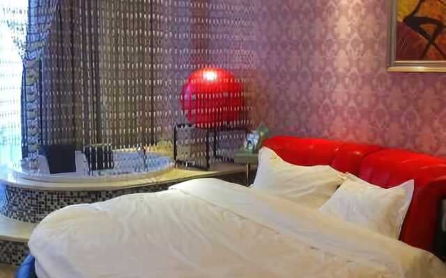 Chaohu Pinshang Holiday Hotel