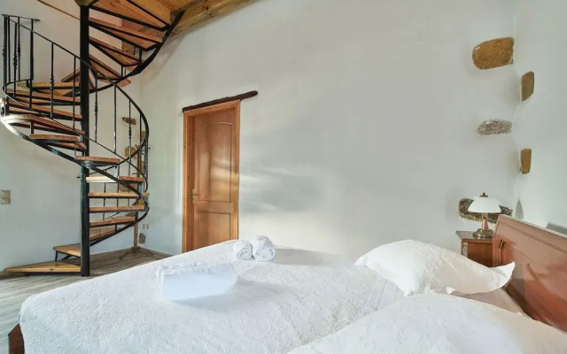 Achilleas Apartments