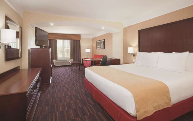 La Quinta Inn & Suites by Wyndham Albuquerque Midtown