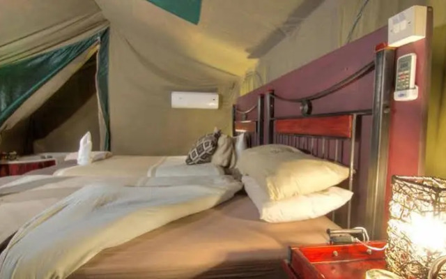 Ghoha Hills Savuti Lodge