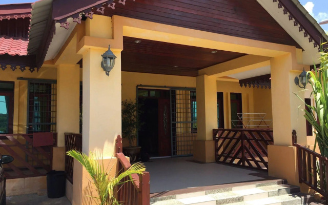 Zulina Homestay