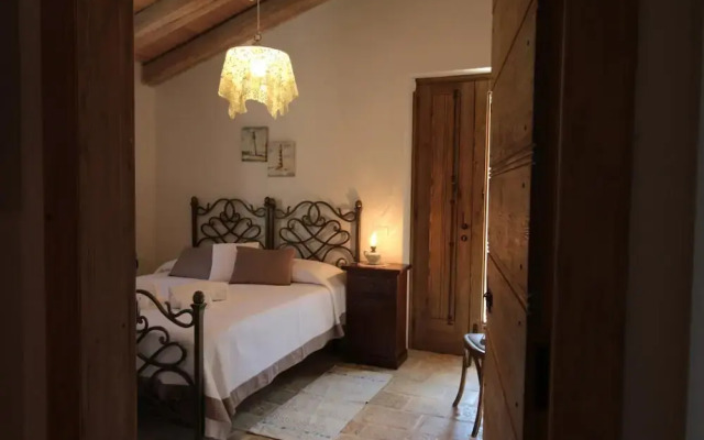 TD Trulli di Montaltino With Stunning Huge Pool