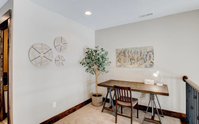 Noah s Retreat by Boutiq