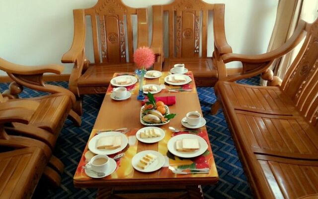 Mrauk U Hotel