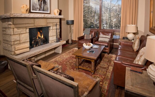 Book By 11/1-premier Mountainside 2br  At Lodge At Vail 2 Bedroom Condo by RedAwning