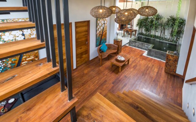 Elmina Villa Bali