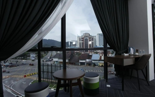 WE Hotel