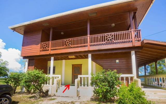 Roatan Ocean View - Ground Floor 2 Bedroom Apts