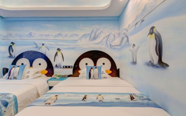 Andersen Theme Apartment