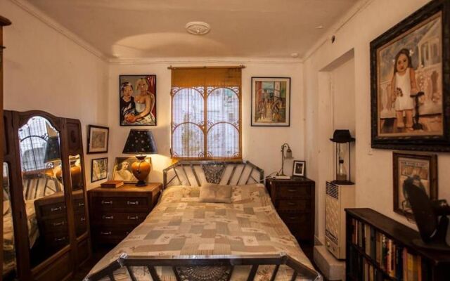Charming Service Quarters In Mansion In San Telmo