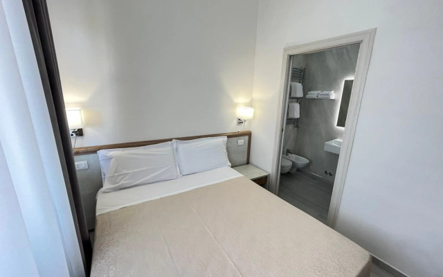 Hotel Ester