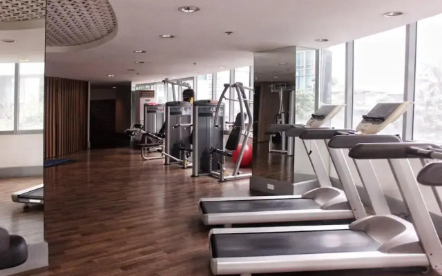 StayHere Burgos Circle 1 Bedroom Avant@Fort Gym