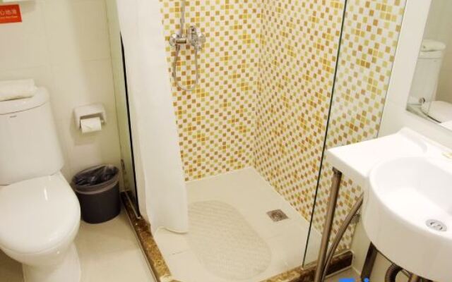 Homeinn Pebble Hotel (Qingdao North Station Licun Pedestrian Street)