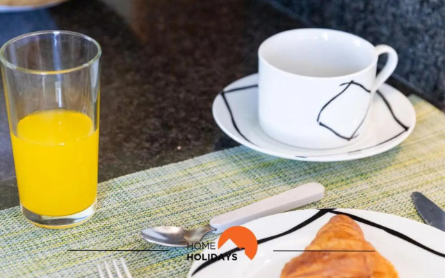 #005 Lovely&Cozy Beach Flat Parking,Pool,SeaView