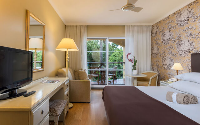 Pestana Village Garden Hotel