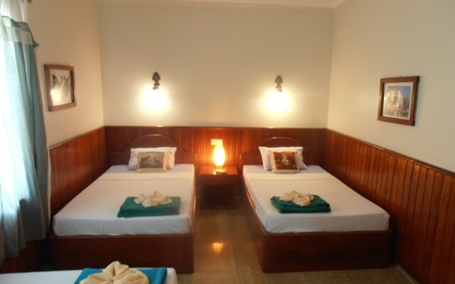 Firefly Guesthouse - The Berlin Angkor