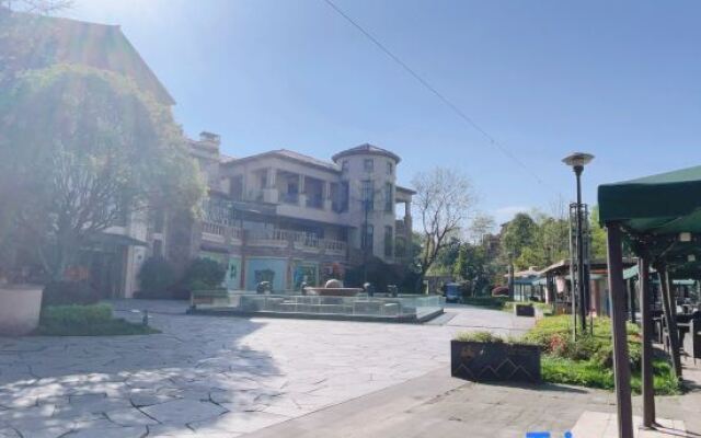 Ka CEO Resorts Hotel (Pujiang Daxigu)