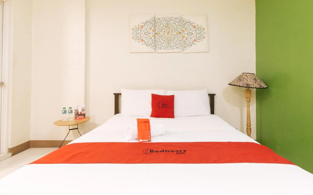 RedDoorz Plus @ Kamuning Quezon City