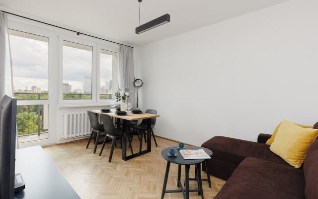 Apartment 1 km to Old Town by Renters