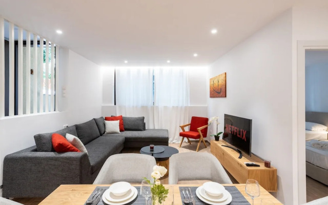 Exclusive 3-bedroom Haven in Kolonaki Center