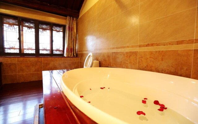 Lijiang Vientiane Lancuo Mosuo Inn
