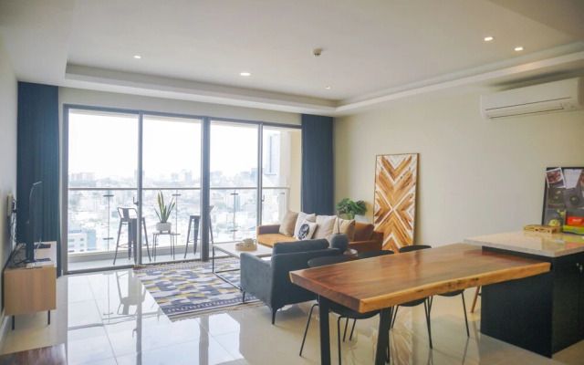 Ho Chi Minh Infinity Pool Apartment