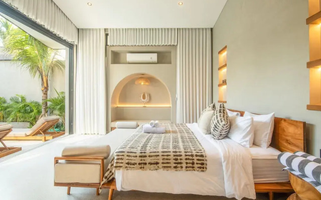 Villa Serai 5br to the Beach