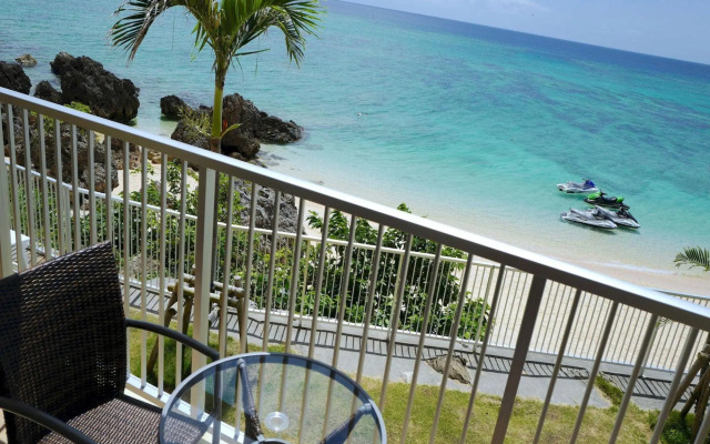 Churaumi On The Beach Motobu