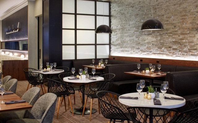 Residence Inn Minneapolis Downtown at The Depot by Marriott