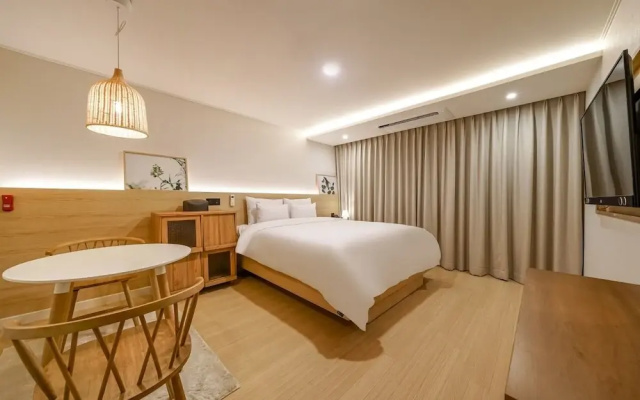 Jeong Seong Hotel