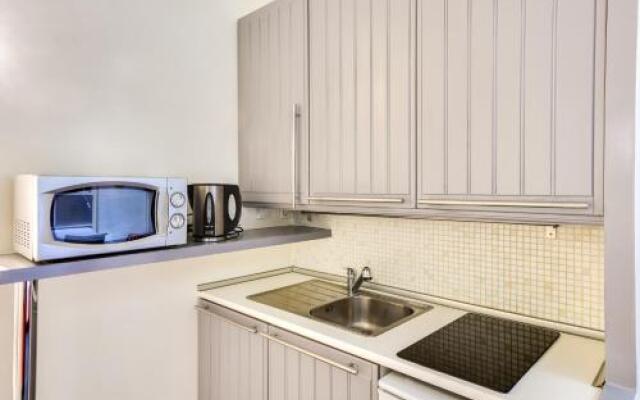 Unit 011 Saint Germain Des Pres (Seine)