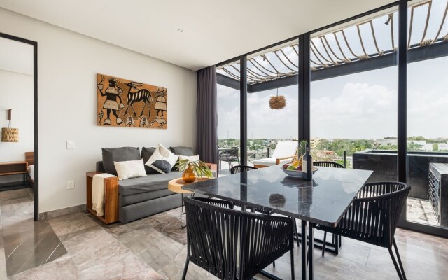 Luxury 1 Bedroom Penthouse by Iik Tulum
