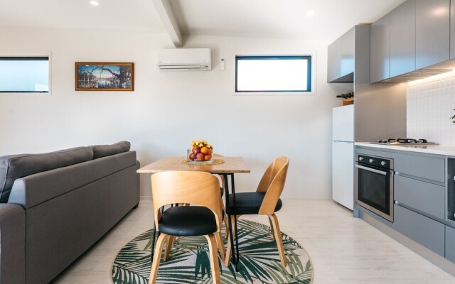 Guest House on Queens