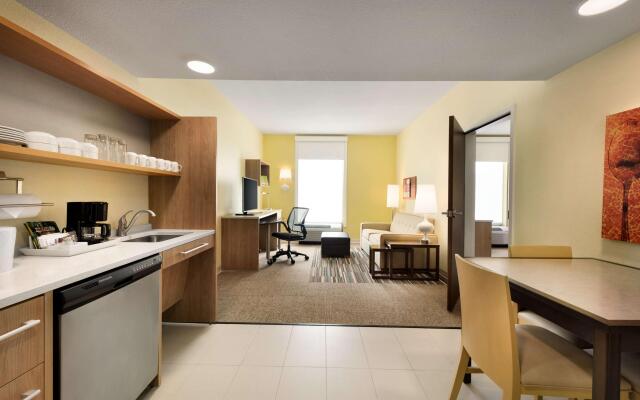 Home2 Suites by Hilton Cleveland Beachwood