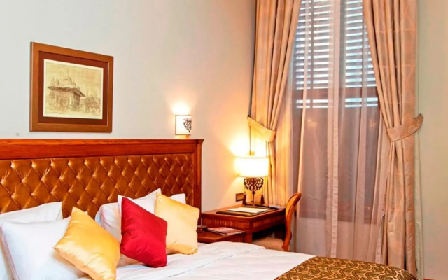 Celine Hotel