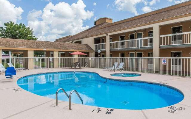 Quality Inn Kingsland