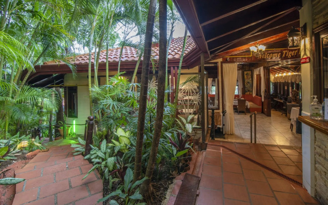 Hotel Villas Lirio