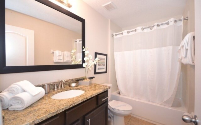 Tropical Fountains 3 Bedroom Condo by RedAwning