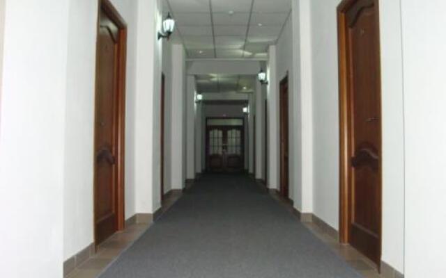 Art Avenue ApartHotel